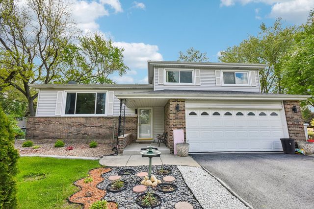 30W383 Bruce Lane, Naperville, IL 60563