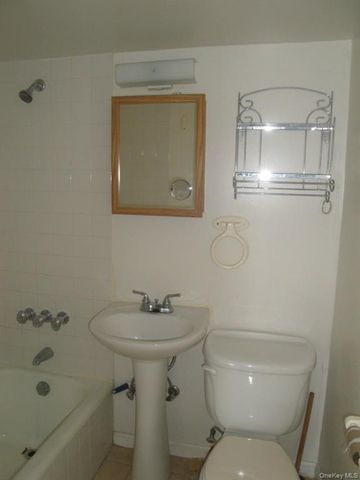 44 Wayne Avenue 3, Suffern, NY 10901