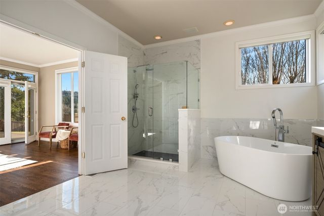 15897 SE 56TH Place, Bellevue, WA 98006