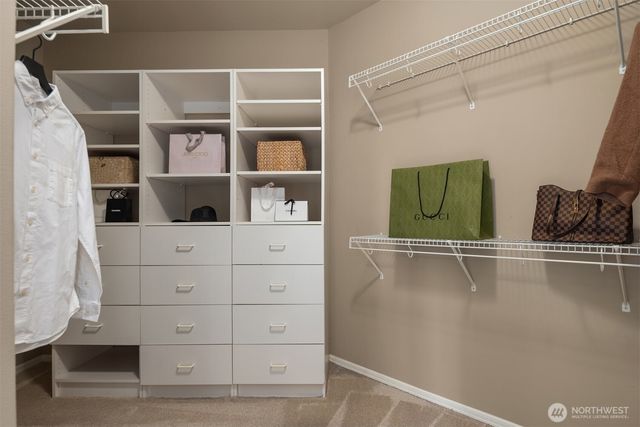 15897 SE 56TH Place, Bellevue, WA 98006