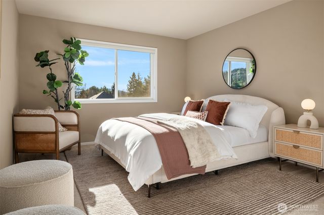 15897 SE 56TH Place, Bellevue, WA 98006