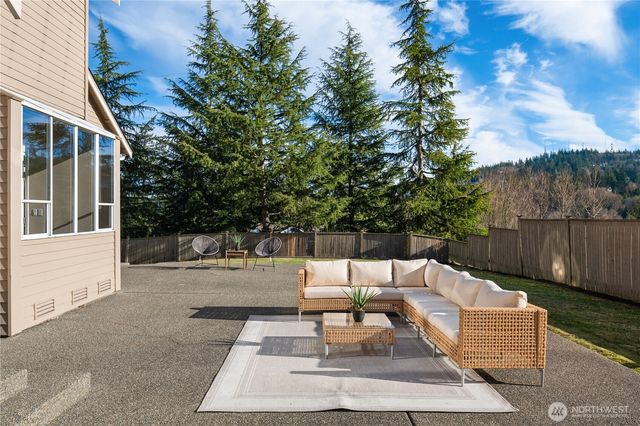 15897 SE 56TH Place, Bellevue, WA 98006