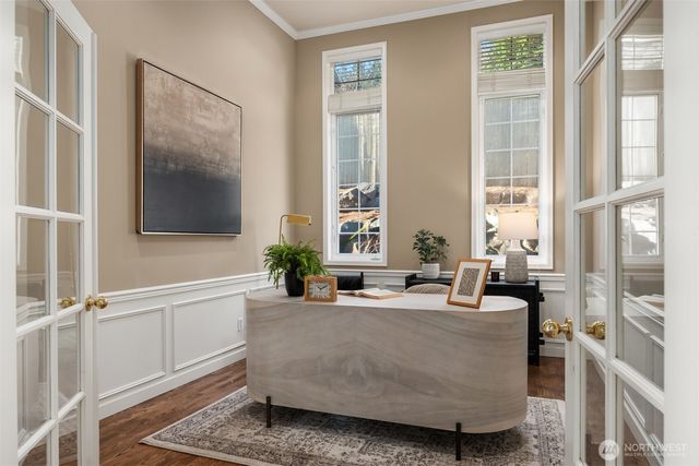 15897 SE 56TH Place, Bellevue, WA 98006