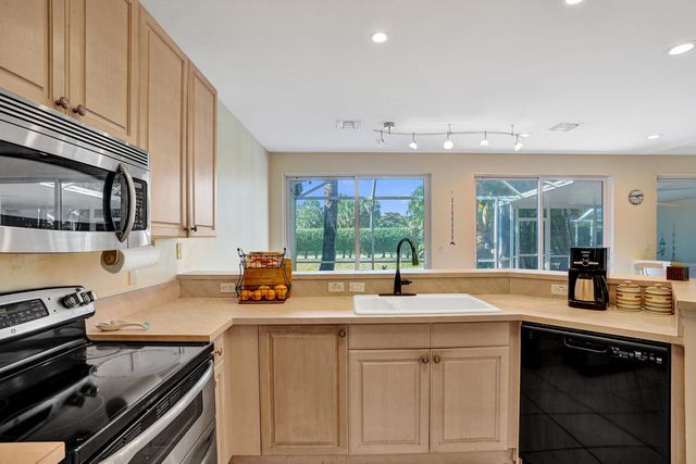 23449 Water Circle, Boca Raton, FL 33486