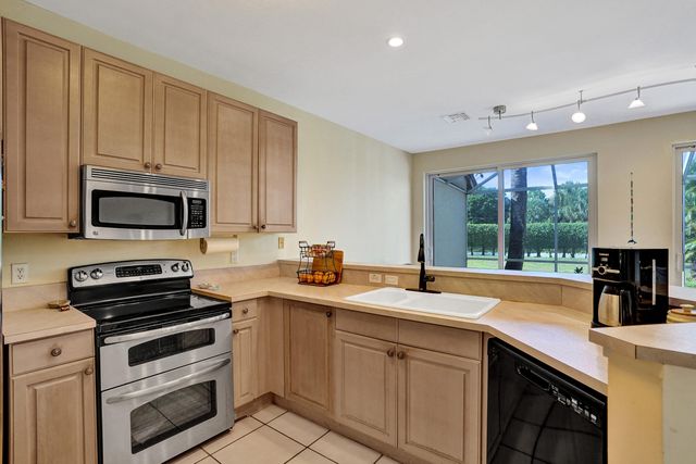 23449 Water Circle, Boca Raton, FL 33486