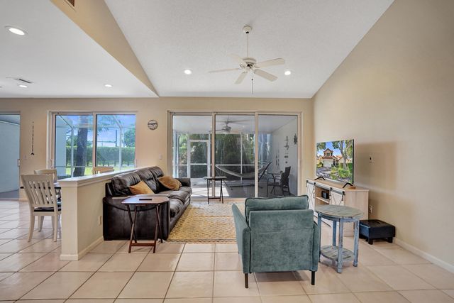 23449 Water Circle, Boca Raton, FL 33486