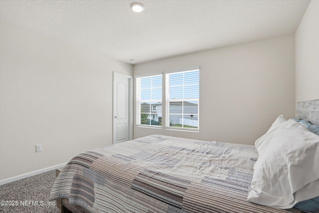 2660 OAK STREAM Drive, Green Cove Springs, FL 32043
