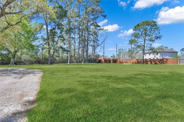 17507 Deer Creek Drive, Spring, TX 77379