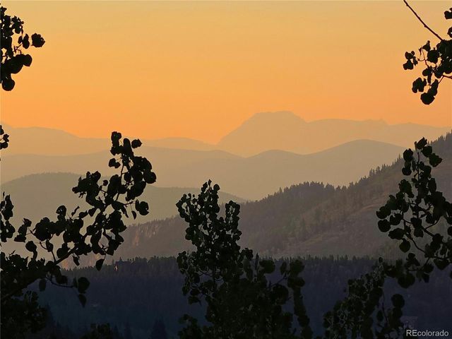 10 Lost Trail Rd, Idaho Springs, CO 80452