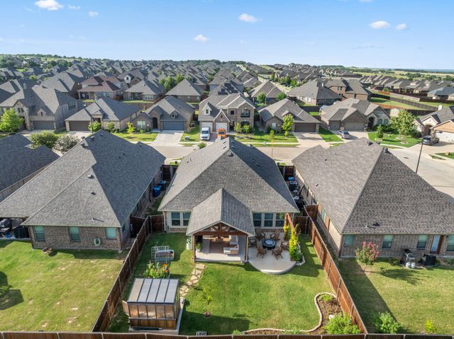 11733 Elko Lane, Fort Worth, TX 76108