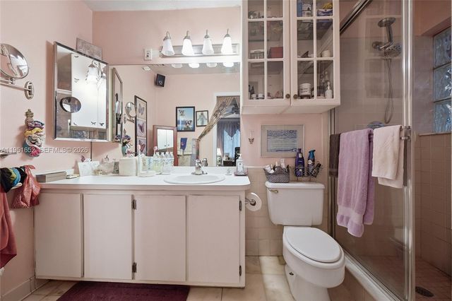 424 SW 7th Ave, Boynton Beach, FL 33435