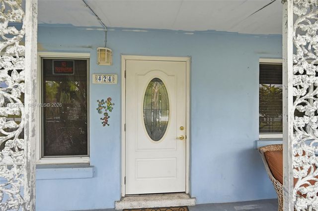 424 SW 7th Ave, Boynton Beach, FL 33435