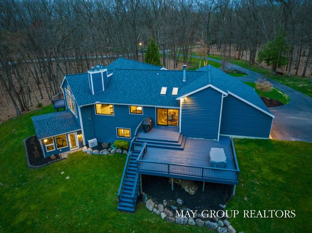 8355 Wilderness Trail NE, Ada, MI 49301
