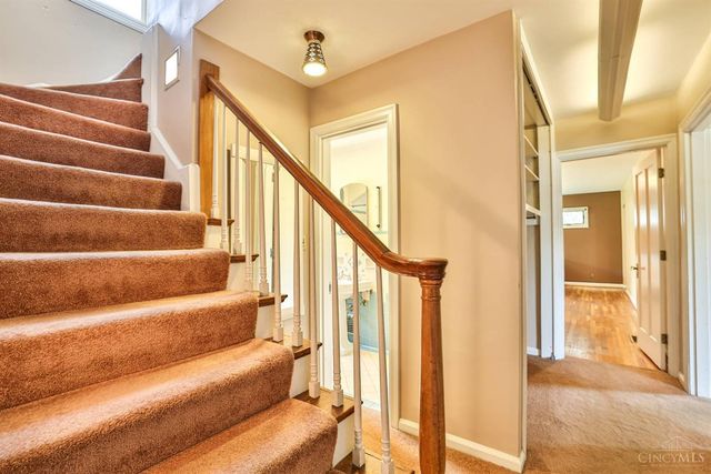 6794 Shawnee Run Road, Madeira, OH 45243