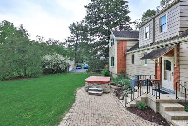 6794 Shawnee Run Road, Madeira, OH 45243
