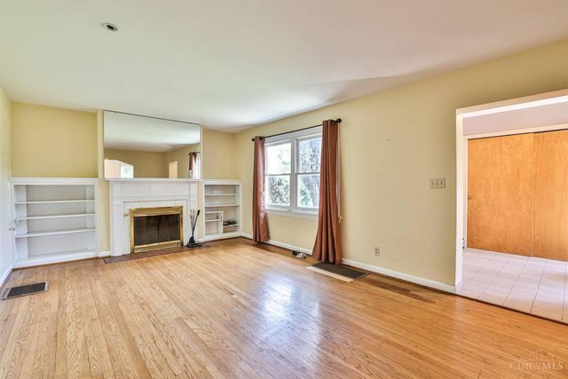 6794 Shawnee Run Road, Madeira, OH 45243