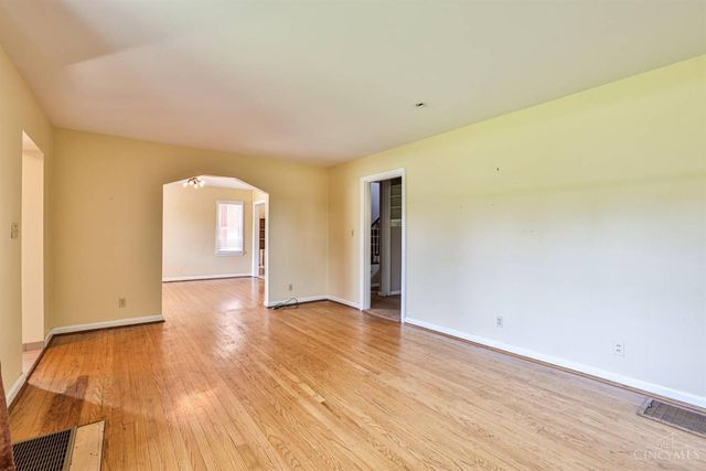 6794 Shawnee Run Road, Madeira, OH 45243