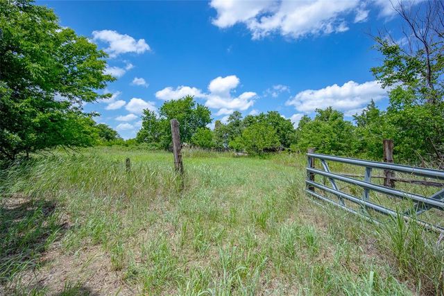 1000 Brook Forest Road, Edmond, OK 73034