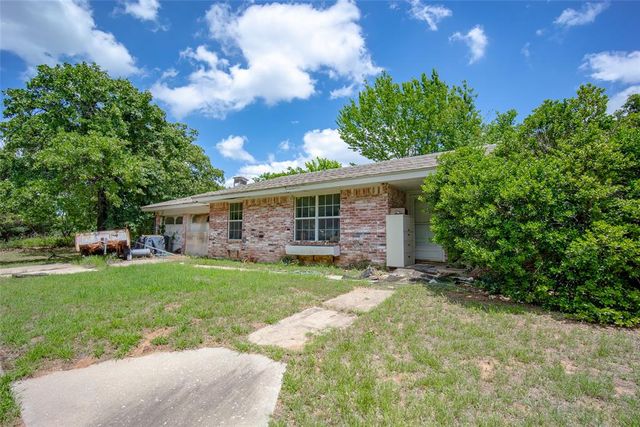 1000 Brook Forest Road, Edmond, OK 73034