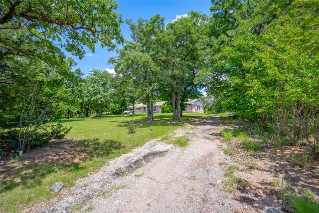 1000 Brook Forest Road, Edmond, OK 73034