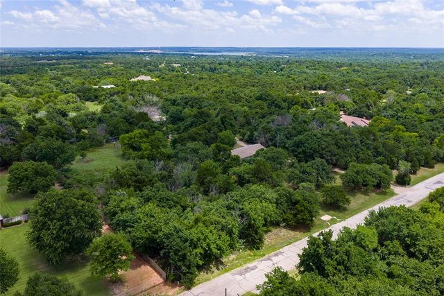 1000 Brook Forest Road, Edmond, OK 73034
