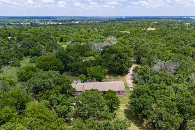 1000 Brook Forest Road, Edmond, OK 73034