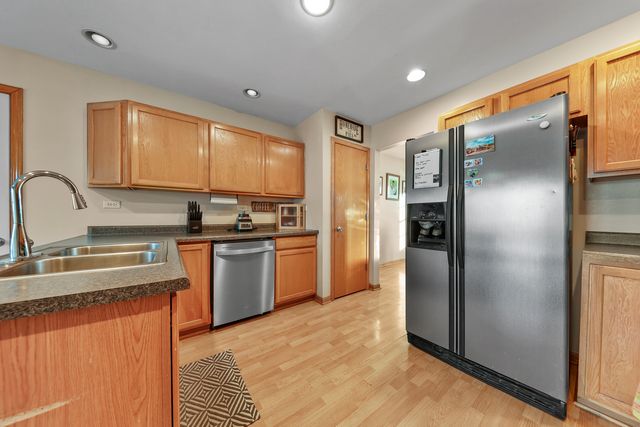 230 E Big Timber Drive, Coal City, IL 60416