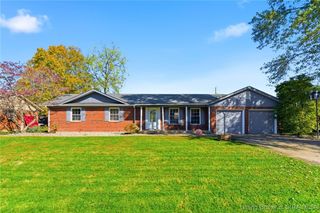 407 Hemlock Road, Jeffersonville, IN 47130