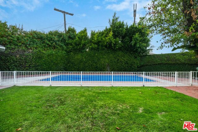 12811 Cumpston Street, Los Angeles, CA 91607
