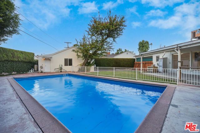 12811 Cumpston Street, Los Angeles, CA 91607