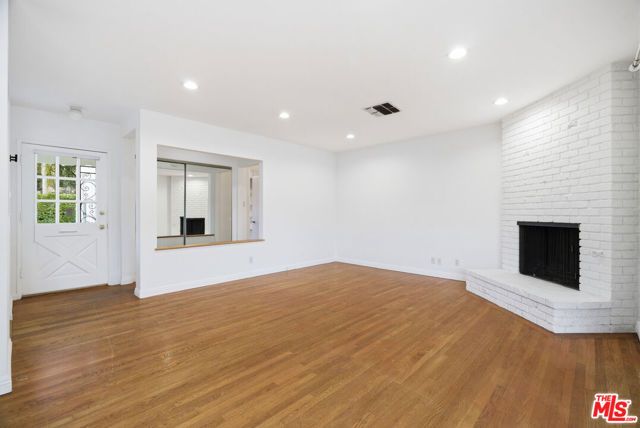 12811 Cumpston Street, Los Angeles, CA 91607