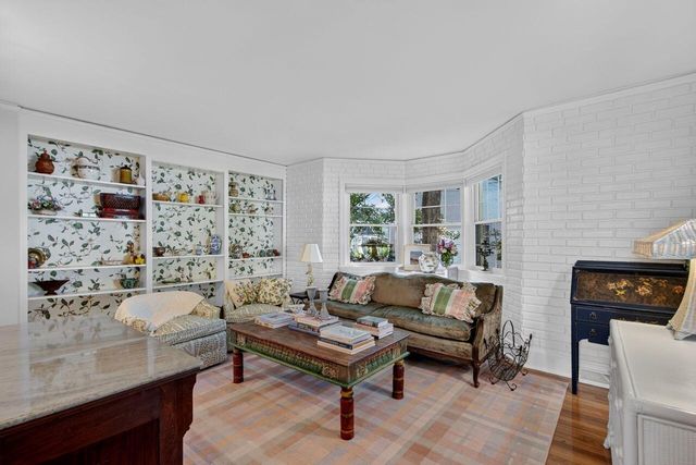 48 Avondale Avenue, Charleston, SC 29407