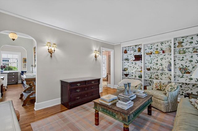 48 Avondale Avenue, Charleston, SC 29407