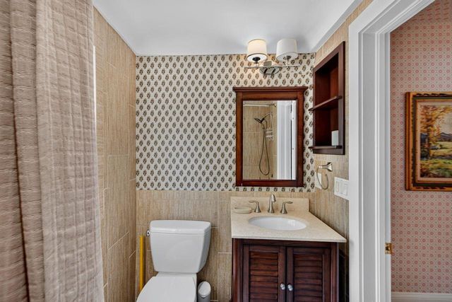 48 Avondale Avenue, Charleston, SC 29407