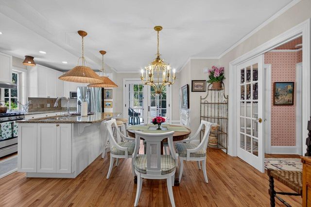 48 Avondale Avenue, Charleston, SC 29407