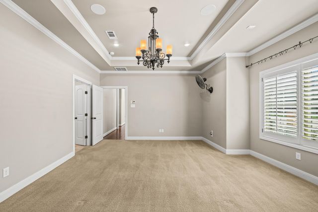 1405 11th Place, Shallowater, TX 79363