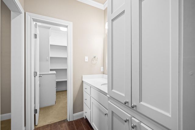 1405 11th Place, Shallowater, TX 79363