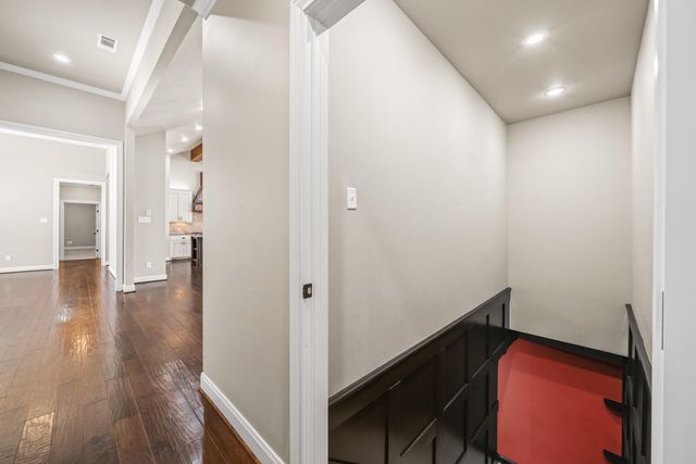 1405 11th Place, Shallowater, TX 79363