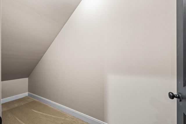 1405 11th Place, Shallowater, TX 79363