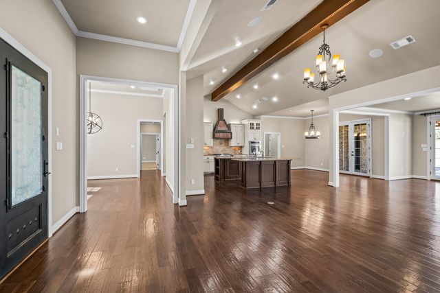 1405 11th Place, Shallowater, TX 79363