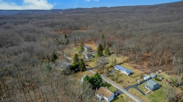 48 Gordon Rd, Roxbury Twp., NJ 07885