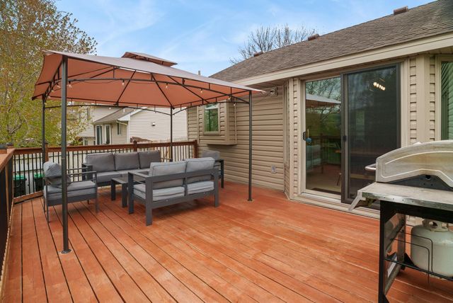 10648 71st Avenue N, Maple Grove, MN 55369