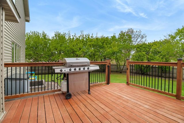 10648 71st Avenue N, Maple Grove, MN 55369