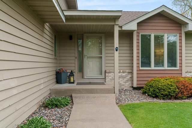 10648 71st Avenue N, Maple Grove, MN 55369