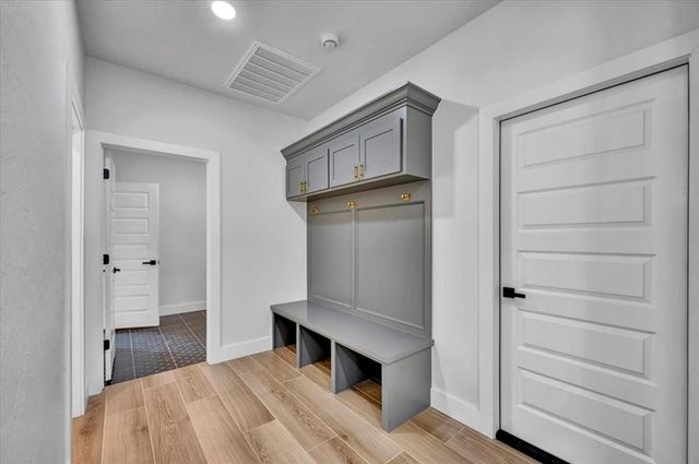 10848 Turkey Trot Trail, Guthrie, OK 73044