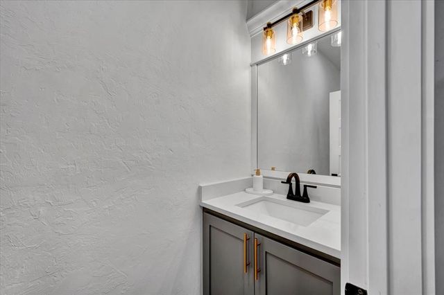 10848 Turkey Trot Trail, Guthrie, OK 73044