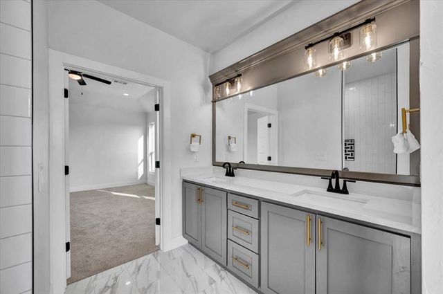 10848 Turkey Trot Trail, Guthrie, OK 73044