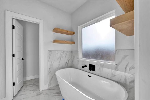 10848 Turkey Trot Trail, Guthrie, OK 73044