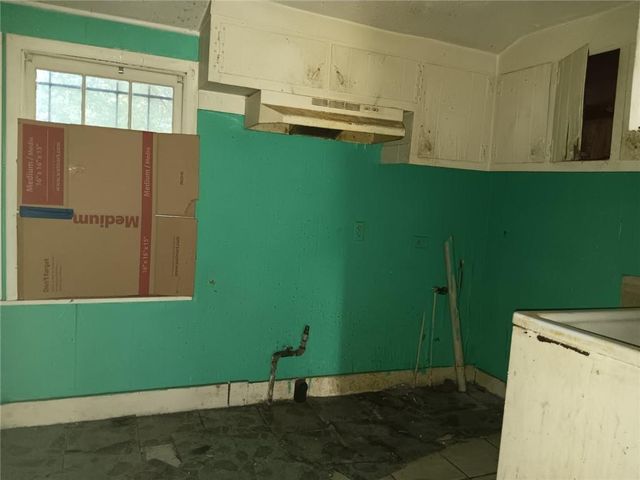 1010 Montgomery Street, Mobile, AL 36604