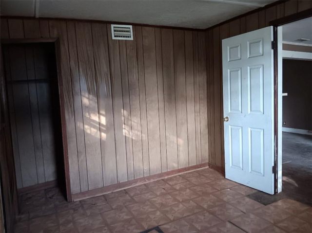 1010 Montgomery Street, Mobile, AL 36604